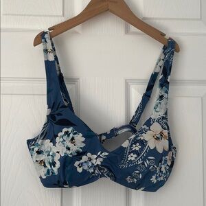 Everyday Sunday Blue Floral Bikini Top